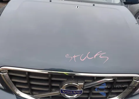 2011 Volvo Xc60 3.2 from USA, damaged, VIN YV4940DZXB2168317